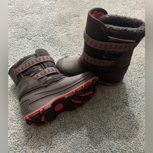 Toddler winter boots - Picture 1 of 3
